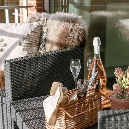Appartement Huswell - Charming Studio With Terrace Nearby The Beach à Middelkerke Extérieur photo