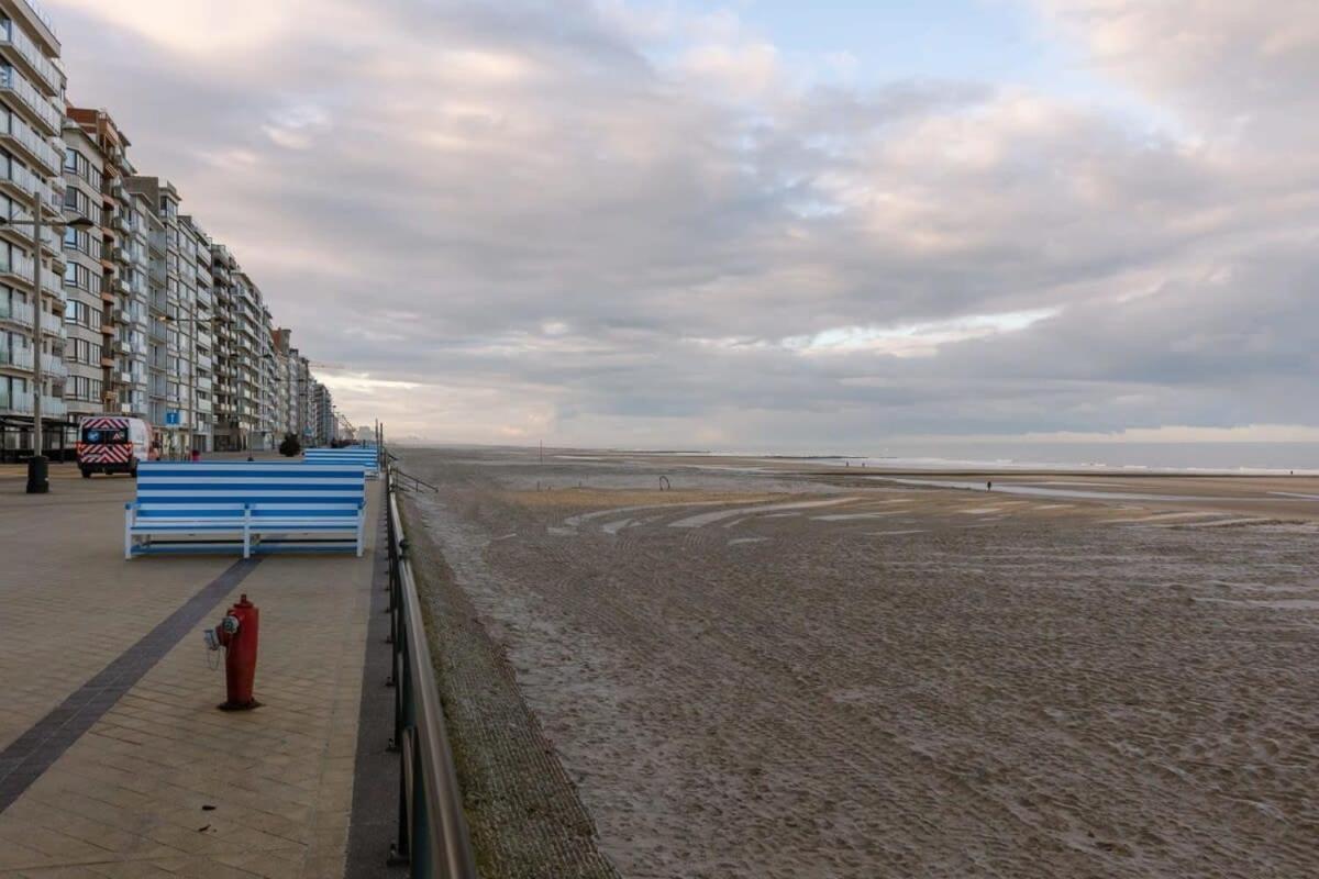 Appartement Huswell - Charming Studio With Terrace Nearby The Beach à Middelkerke Extérieur photo